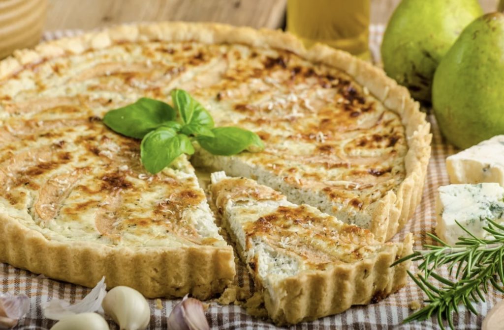 Recette avec un fromage d’automne ? La tarte aux poires et au Roquefort !