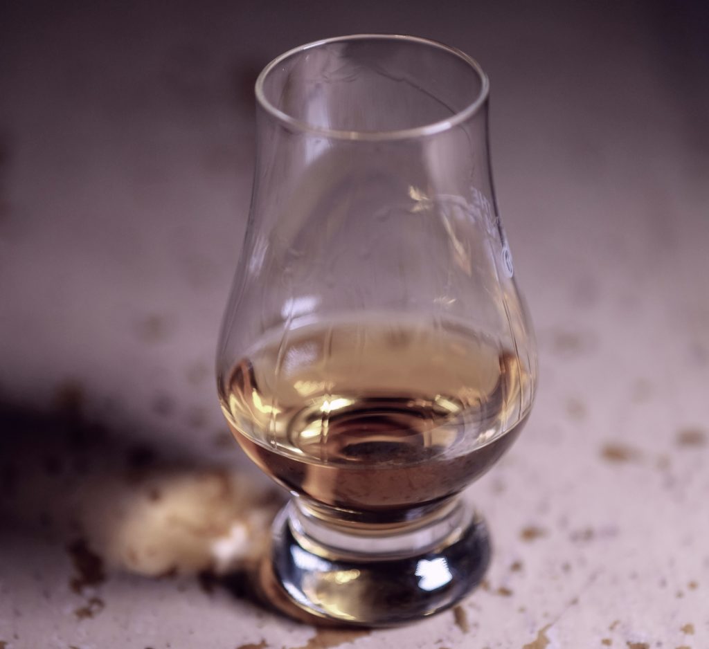 Cognac. Différences entre rhum, whisky et cognac